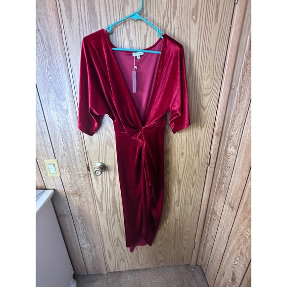 Baltic Born Brendyn Ruched Velvet Dress Wine Red Midi Wrap V-Neck BRE-DR-55561-M - Picture 3 of 6